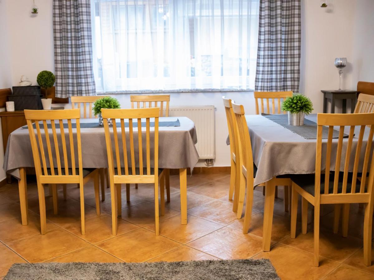 Tatrzanskie Spanie Pokoje Goscinne Poronin Exterior foto